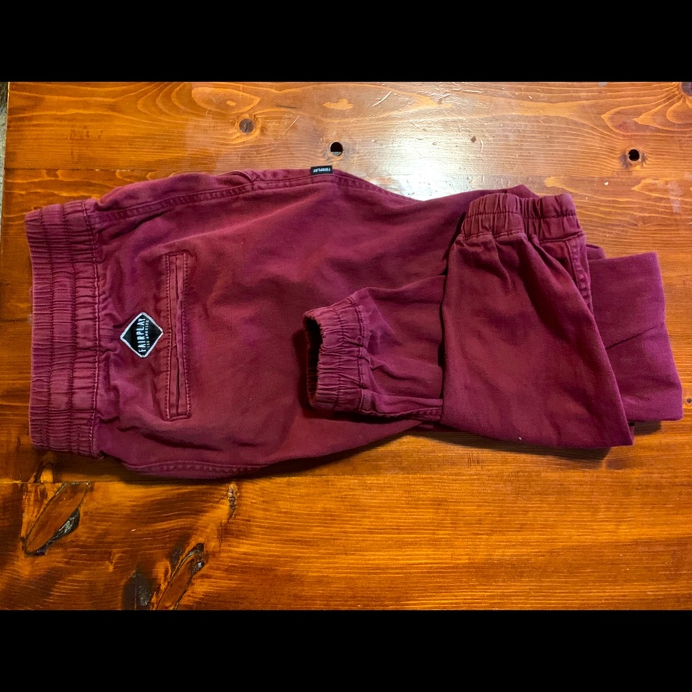 FairPlay - maroon pants